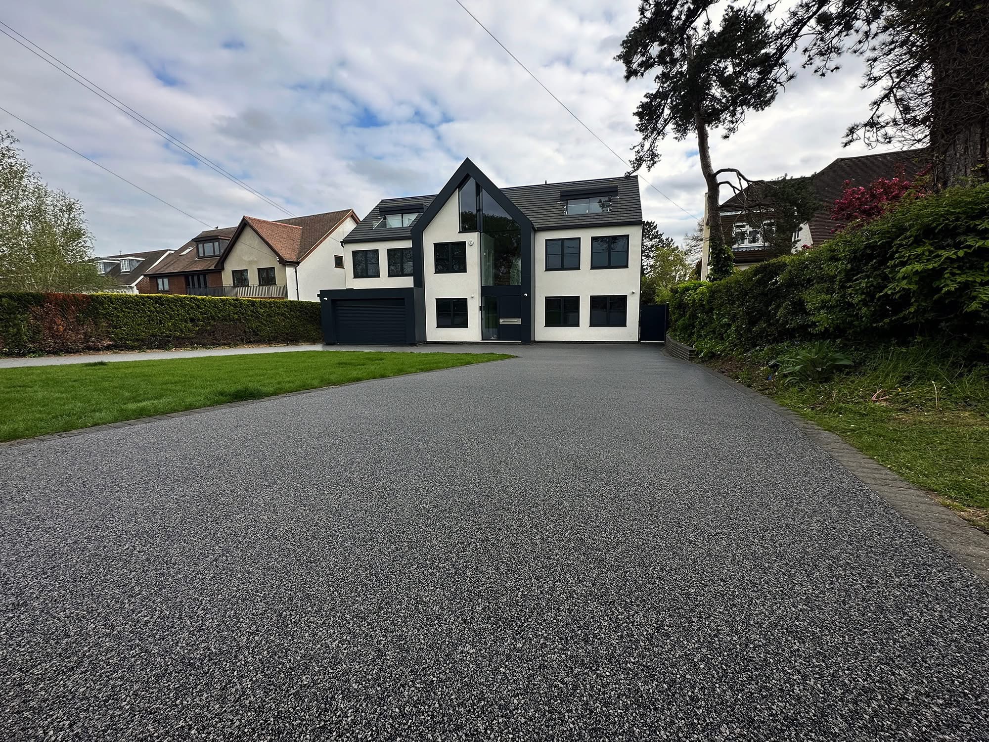 Resin bound surface being laid